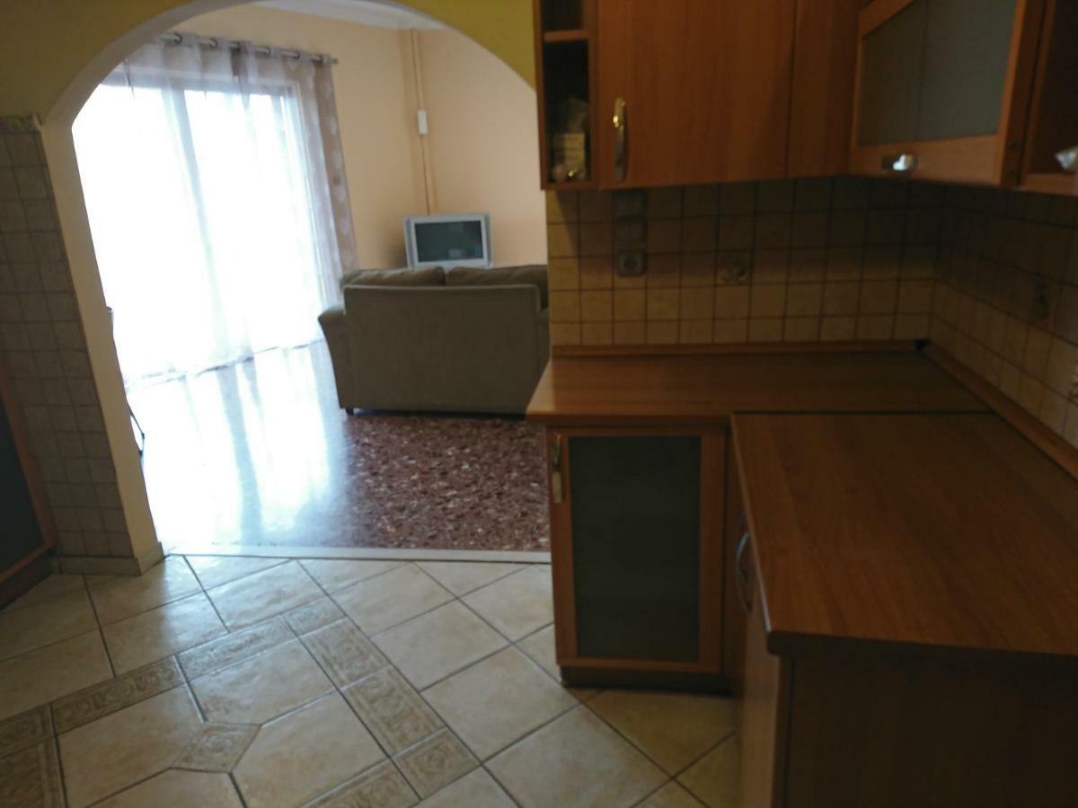 Апартаменты в Паграти — 90 кв. м., спальни: 2, собственных ванных: 1 Афины Экстерьер фото